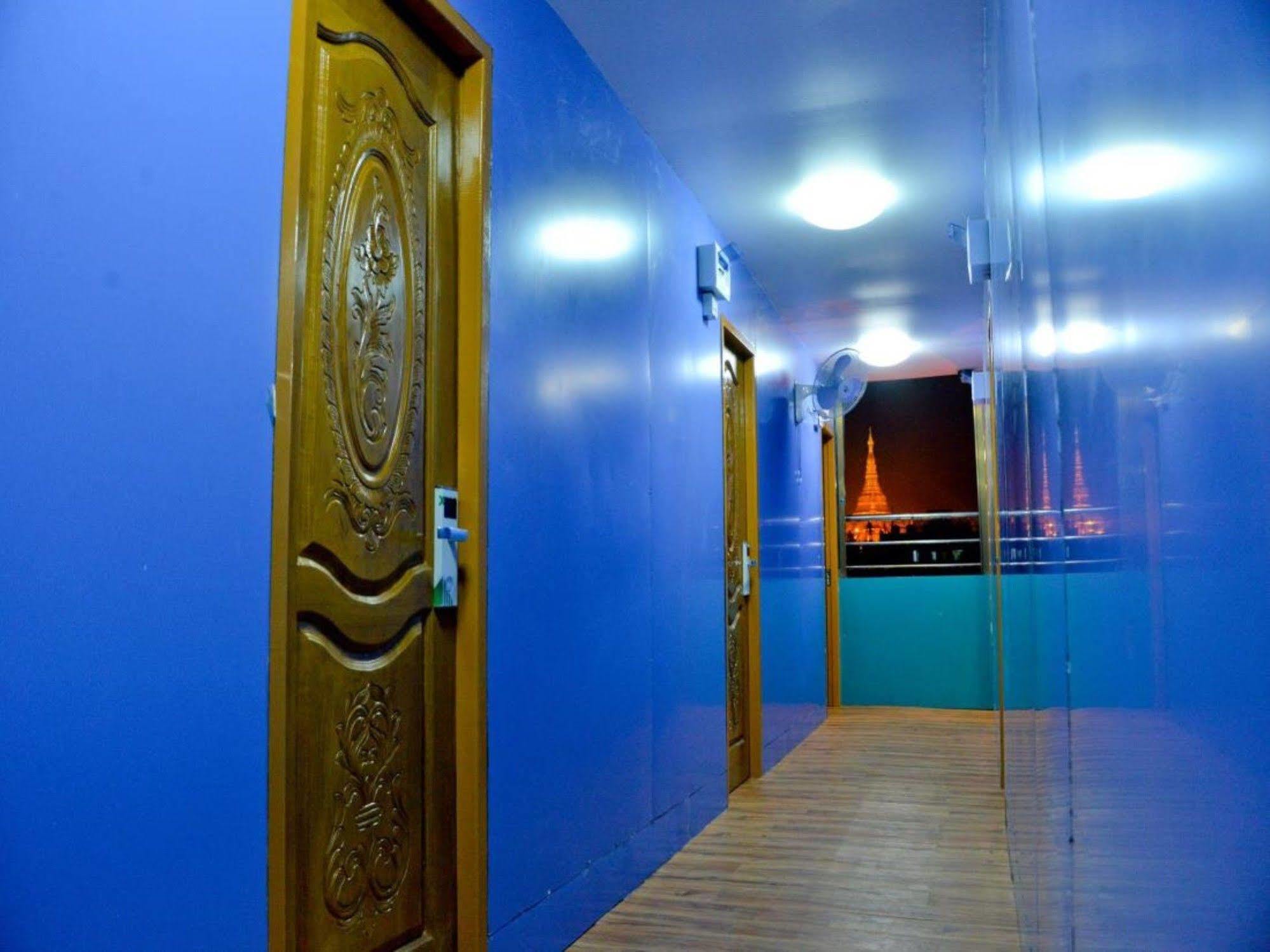 New Golden Forward Hotel Yangon Luaran gambar