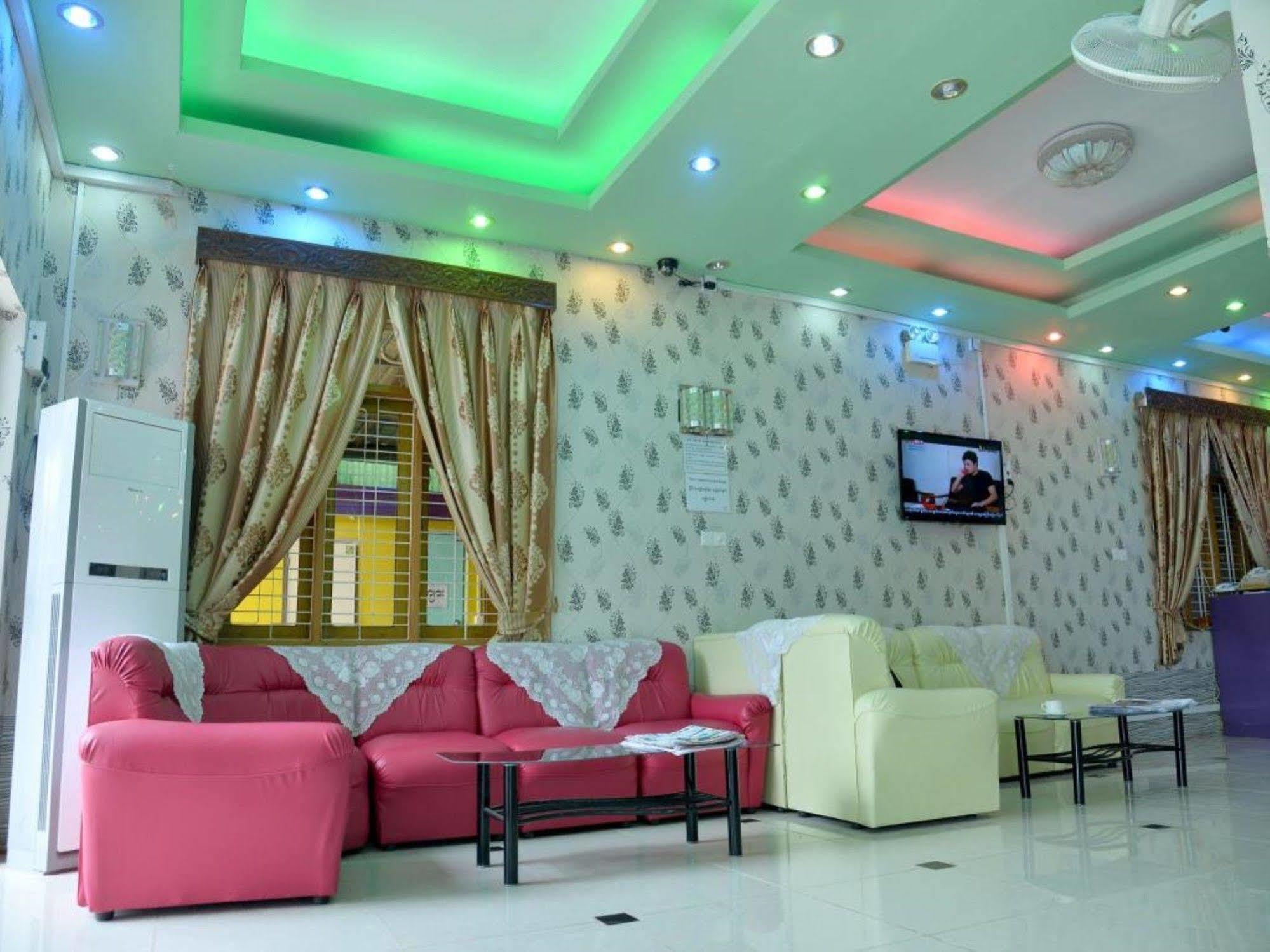 New Golden Forward Hotel Yangon Luaran gambar